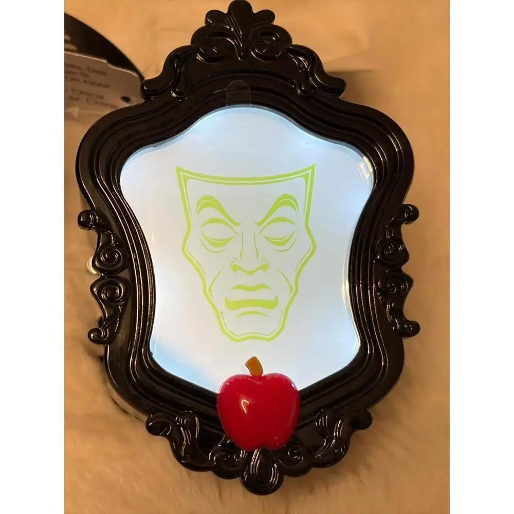 Bath & Body Works x Disney Villains PocketBac Holders​ - Picture 3 of 3